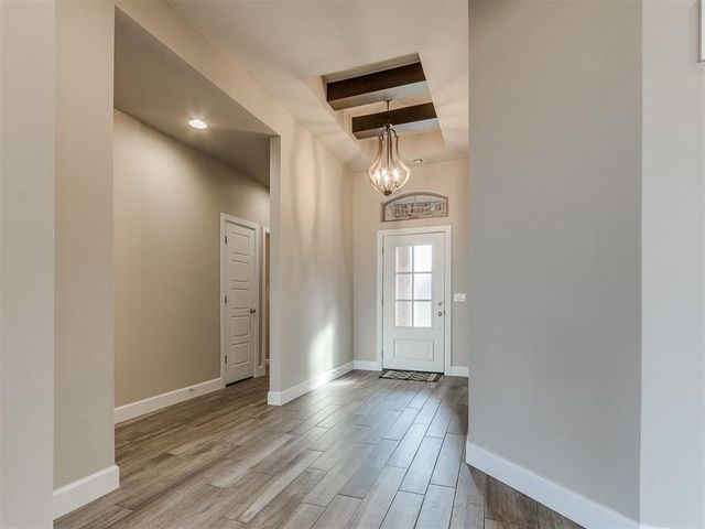 3909 Carmona Lakes Drive, Oklahoma City, OK 73160