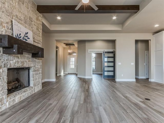 3909 Carmona Lakes Drive, Oklahoma City, OK 73160
