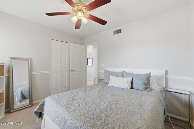 38 W HILLVIEW Street, Mesa, AZ 85201