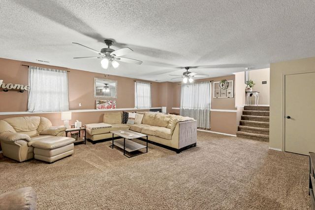 1615 N Covington St, Wichita, KS 67212