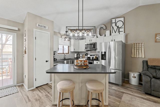 1615 N Covington St, Wichita, KS 67212