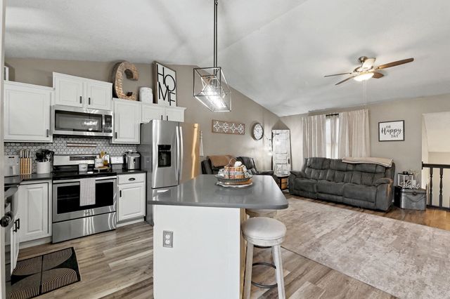 1615 N Covington St, Wichita, KS 67212