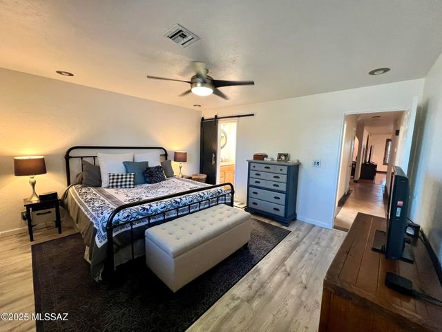 7641 E Adams Drive, Tucson, AZ 85715