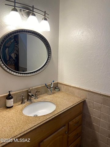 7641 E Adams Drive, Tucson, AZ 85715