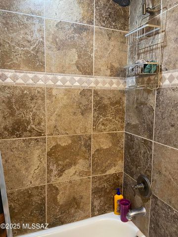 7641 E Adams Drive, Tucson, AZ 85715