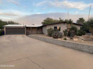 7641 E Adams Drive, Tucson, AZ 85715