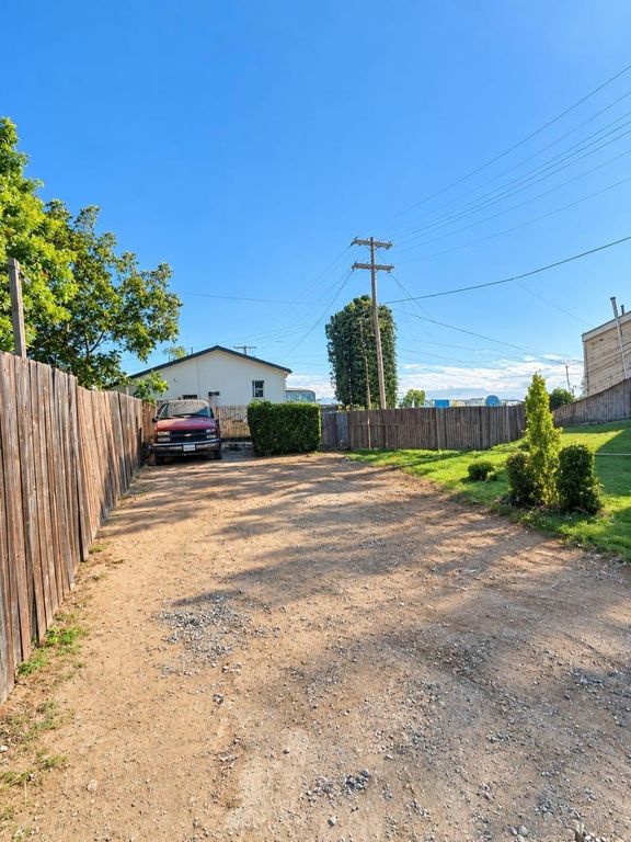 304 Milbrae St, San Diego, CA 92113 — photo 4