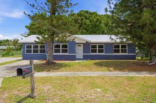3000 Langston Drive, Fort Pierce, FL 34946