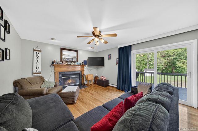 52 Capital Drive, Washingtonville, NY 10992