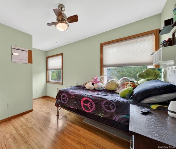 52 Capital Drive, Washingtonville, NY 10992