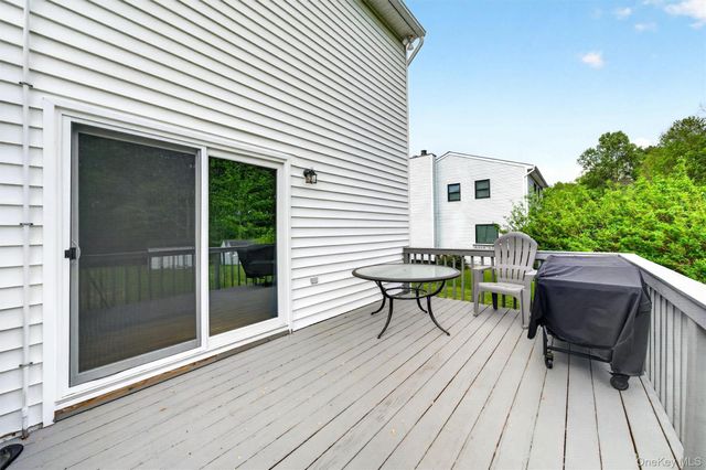 52 Capital Drive, Washingtonville, NY 10992
