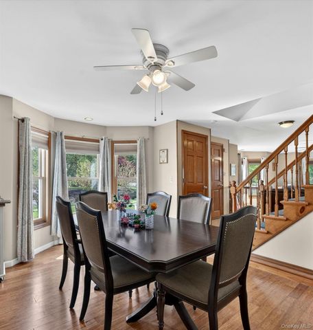 52 Capital Drive, Washingtonville, NY 10992