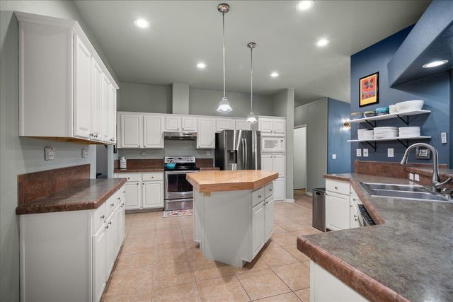 1131 W San Salvador St, Medical Lake, WA 99022
