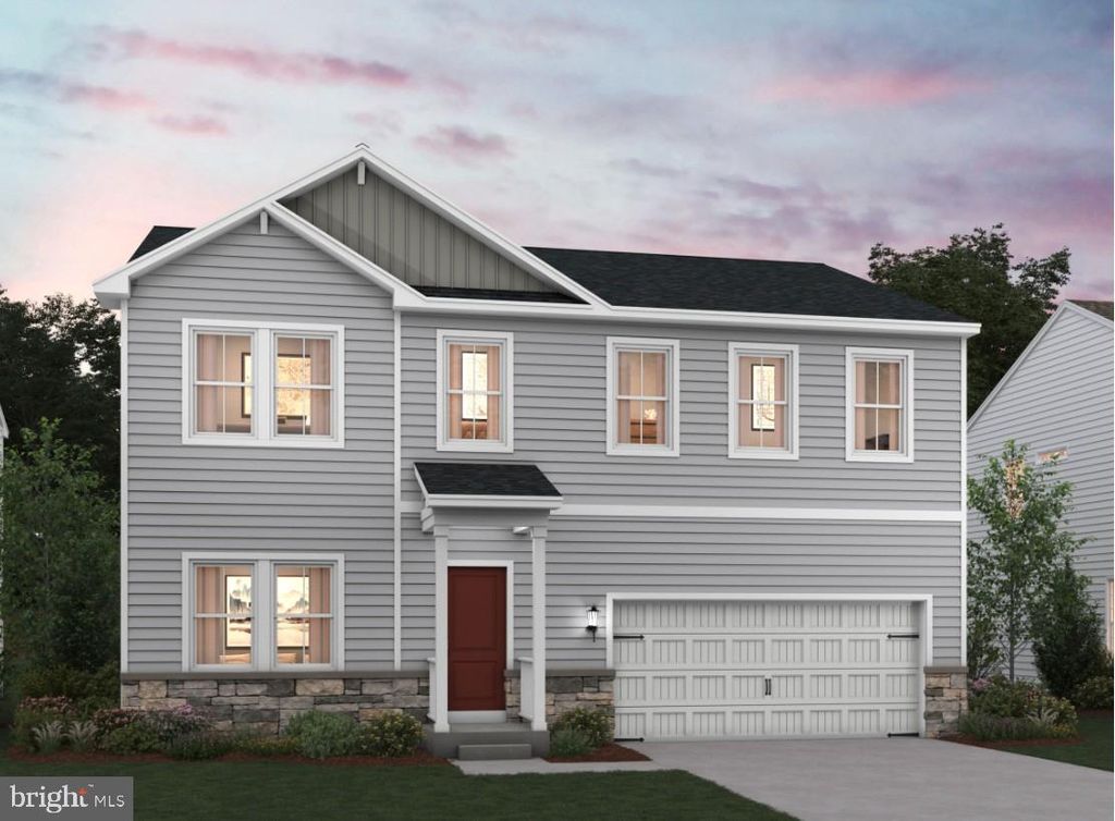 114 THORNTON AVE, Ranson, WV 25438