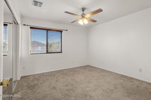 2067 W Silver Grass Place, Tucson, AZ 85745