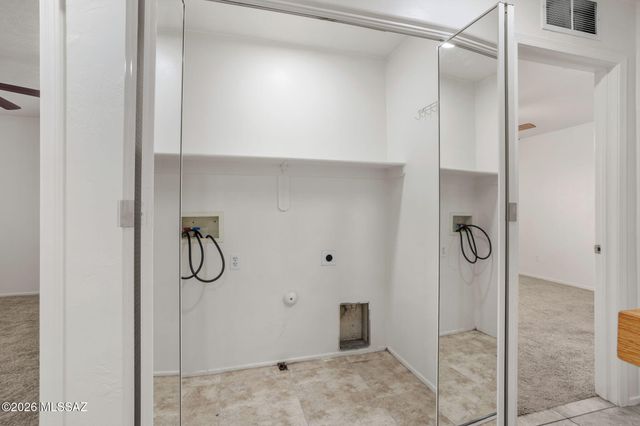2067 W Silver Grass Place, Tucson, AZ 85745