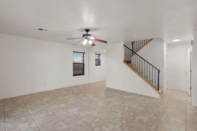 2067 W Silver Grass Place, Tucson, AZ 85745