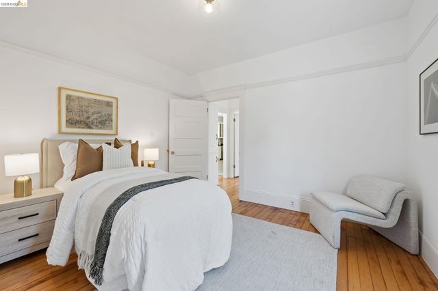 2143 E 28Th St, Oakland, CA 94606