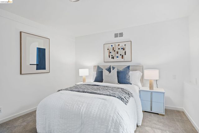2143 E 28Th St, Oakland, CA 94606