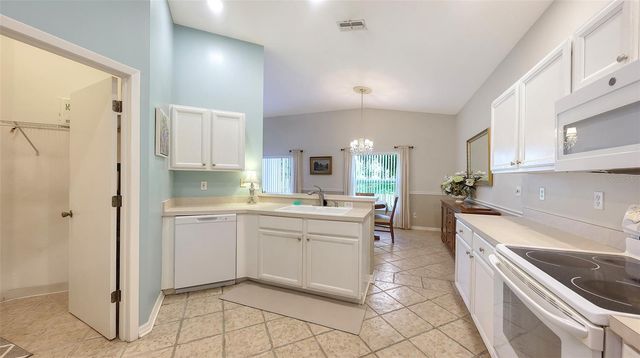 4933 THAMES LANE, Sarasota, FL 34238