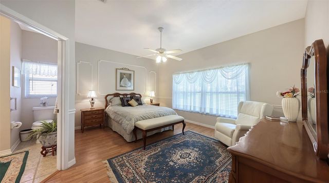4933 THAMES LANE, Sarasota, FL 34238