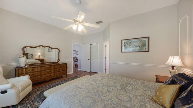 4933 THAMES LANE, Sarasota, FL 34238