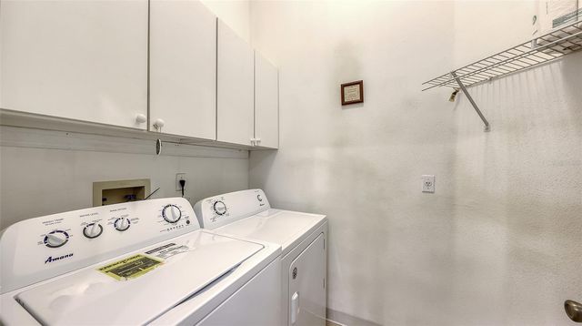 4933 THAMES LANE, Sarasota, FL 34238
