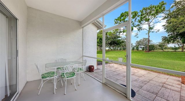 4933 THAMES LANE, Sarasota, FL 34238