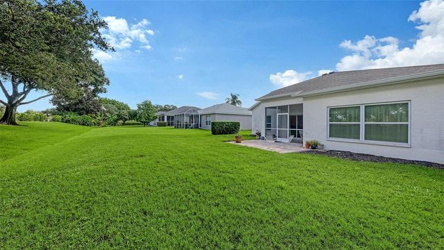 4933 THAMES LANE, Sarasota, FL 34238