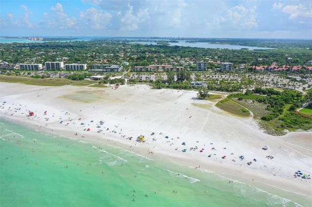 4933 THAMES LANE, Sarasota, FL 34238