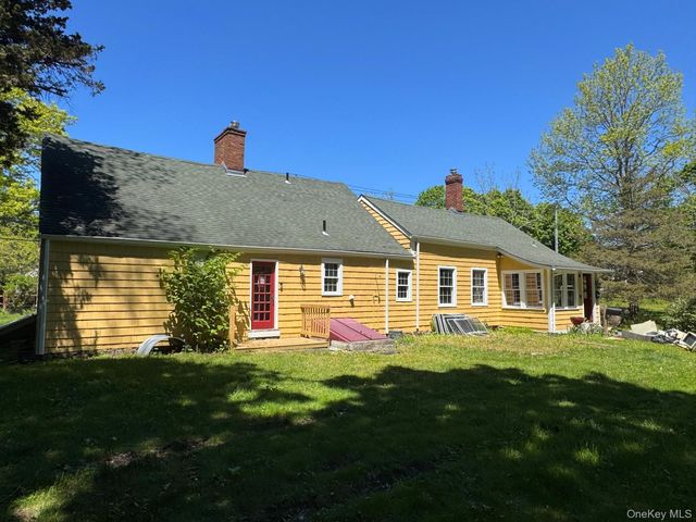 540 Franklinville Road, Laurel, NY 11948