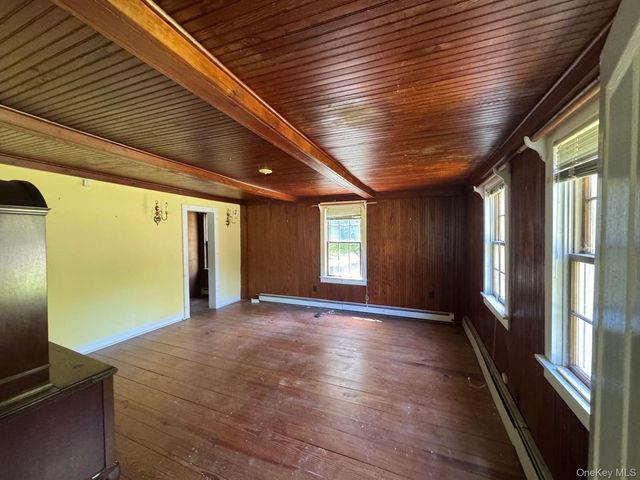 540 Franklinville Road, Laurel, NY 11948