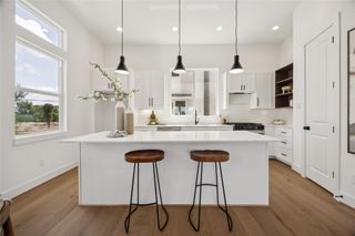 2806 Mills Street, Houston, TX 77026
