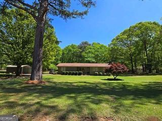 1710 Crumbley Road, Mcdonough, GA 30252