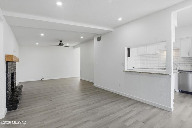 4842 N Maryvale Avenue, Tucson, AZ 85705