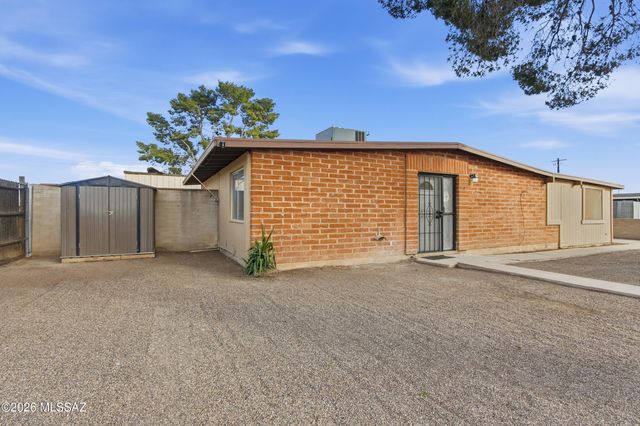 4842 N Maryvale Avenue, Tucson, AZ 85705