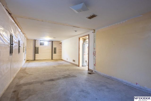 1328 N 39Th Street, Lincoln, NE 68503