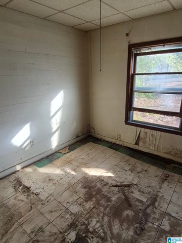 6121 COUNTY ROAD 42, Jemison, AL 35085