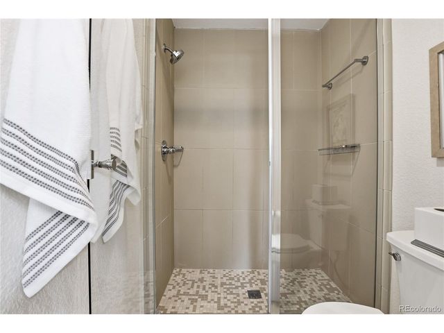 8182 E 29th Ave, Denver, CO 80238
