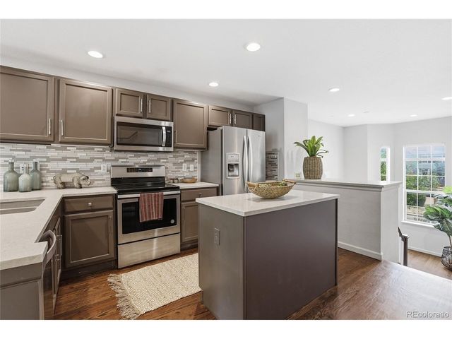 8182 E 29th Ave, Denver, CO 80238