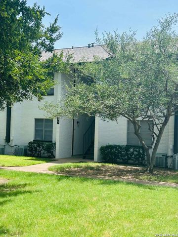 2957 Park Square Dr # 14-203, Irving, TX 75060