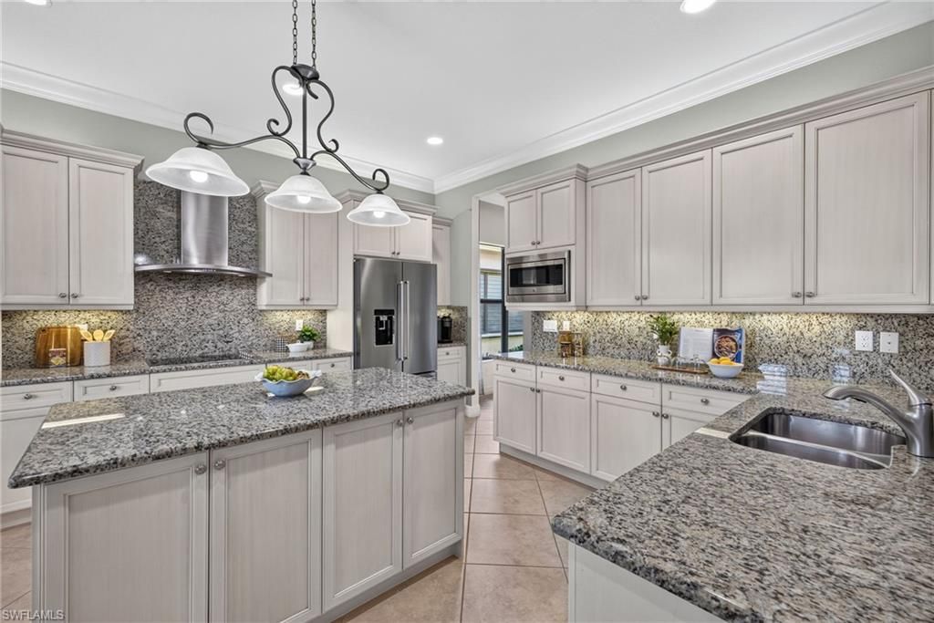 3384 Atlantic CIR, NAPLES, FL 34119 — photo 5