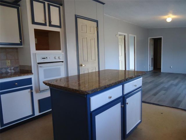 112 Valley View Drive, Shawnee, OK 74804