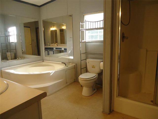 112 Valley View Drive, Shawnee, OK 74804