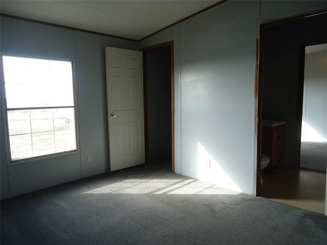 112 Valley View Drive, Shawnee, OK 74804