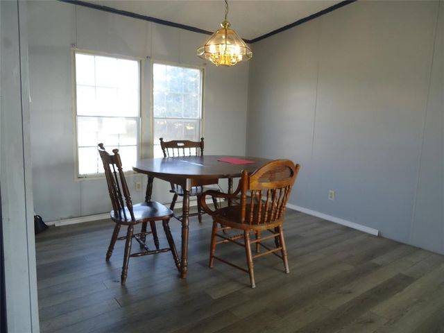 112 Valley View Drive, Shawnee, OK 74804