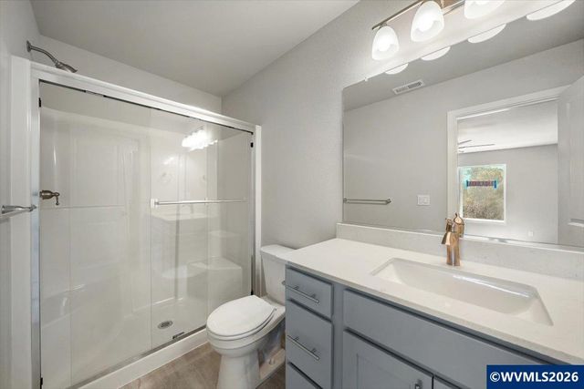 7426 SE Berg Dr, Corvallis, OR 97330
