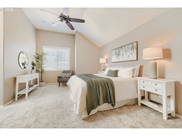 9615 Sw 49TH Ave, Portland, OR 97219