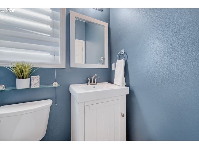 9615 Sw 49TH Ave, Portland, OR 97219