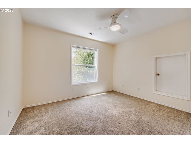 9615 Sw 49TH Ave, Portland, OR 97219